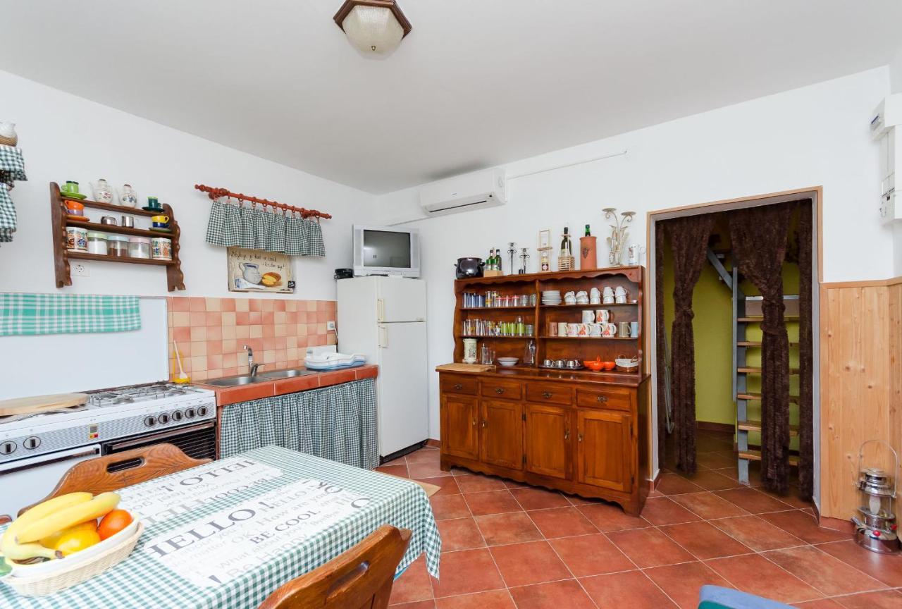 Villa House Nado Pulgarija Cepic Esterno foto